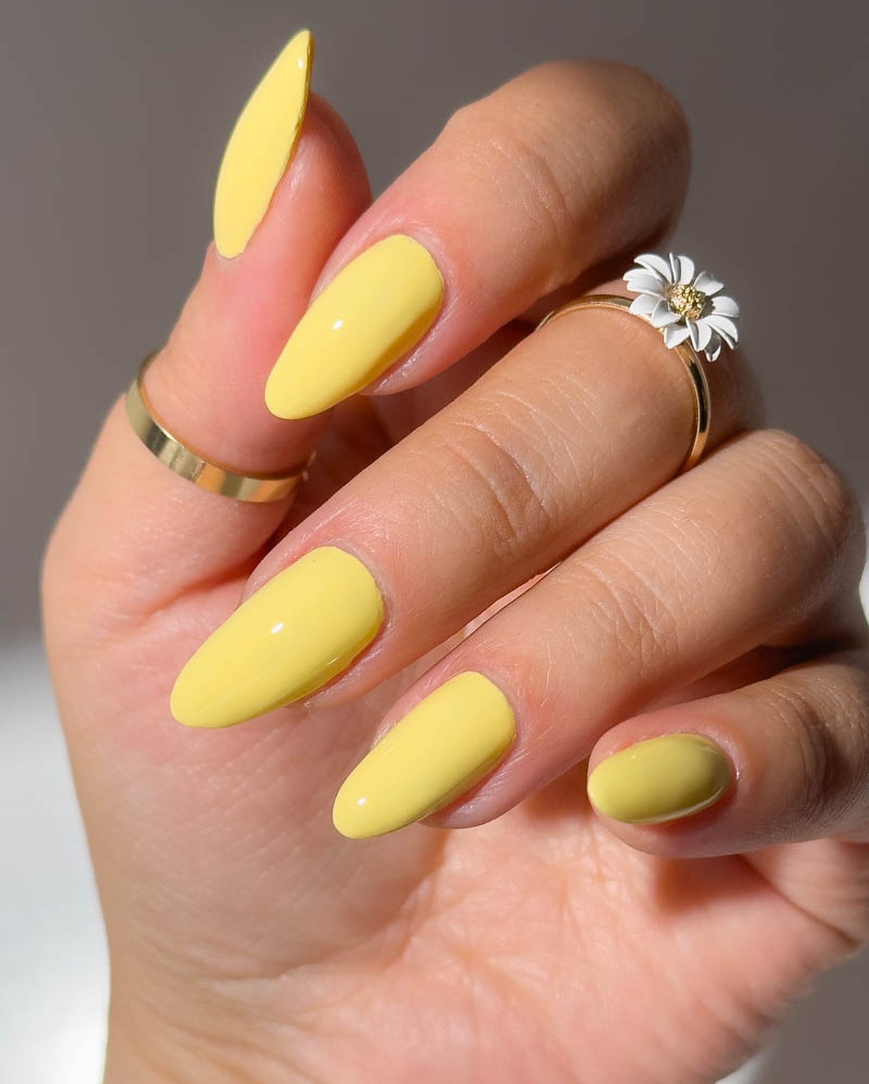 Yellow Spring Nails