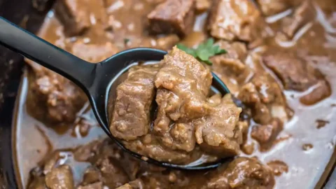 Slow Cooker Beef Tips with Gravy