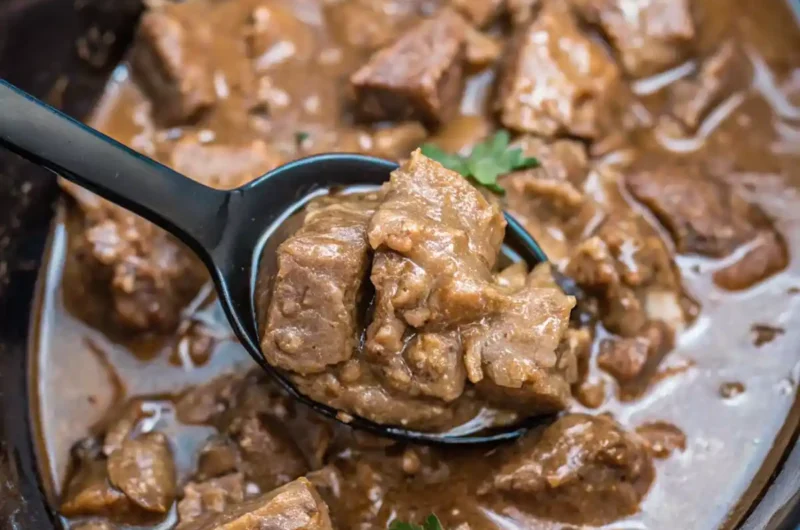 Slow Cooker Beef Tips with Gravy (Tender, Rich & Comforting)