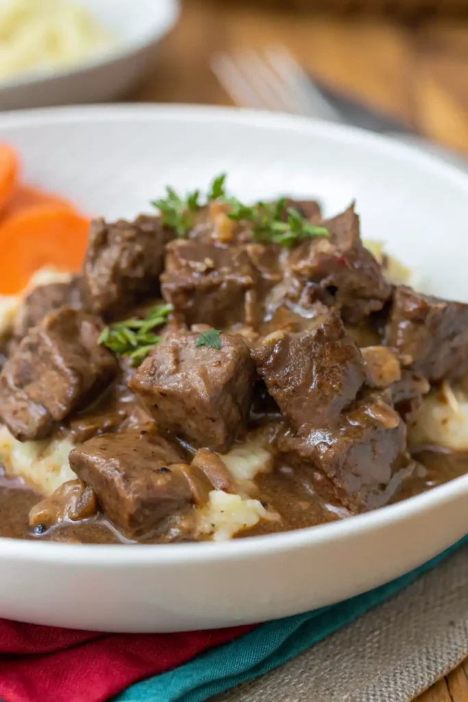 Slow Cooker Beef Tips with Gravy 